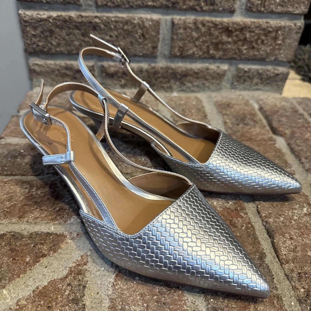 Nordstrom Rack Palmer Kitten Heel Slingback Pumps Women Shoes Silver Size 6M